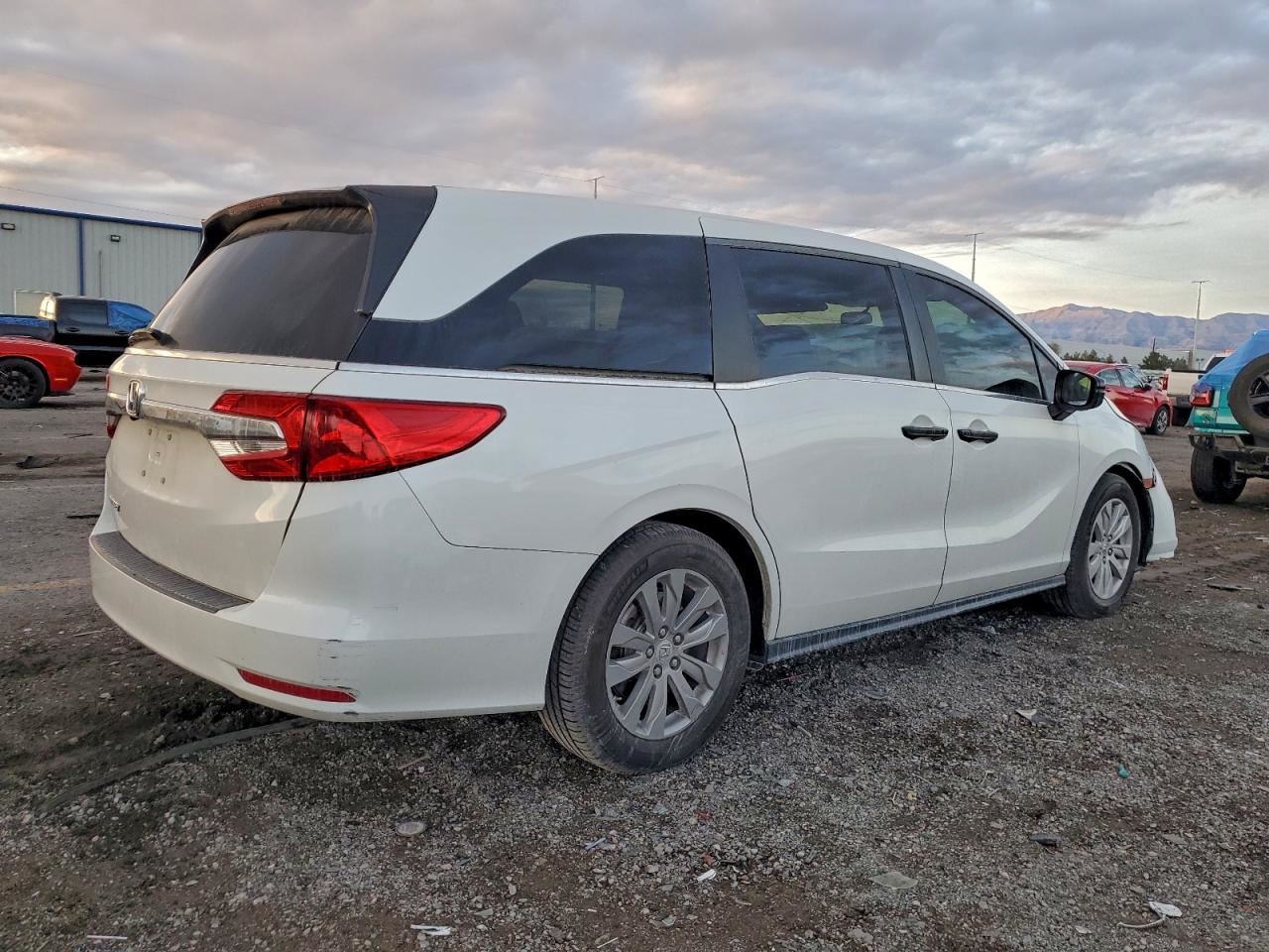 LEFT FRONT WIPER ARM OEM 2021 HONDA ODYSSEY 76600-THR-A02 - Image 3