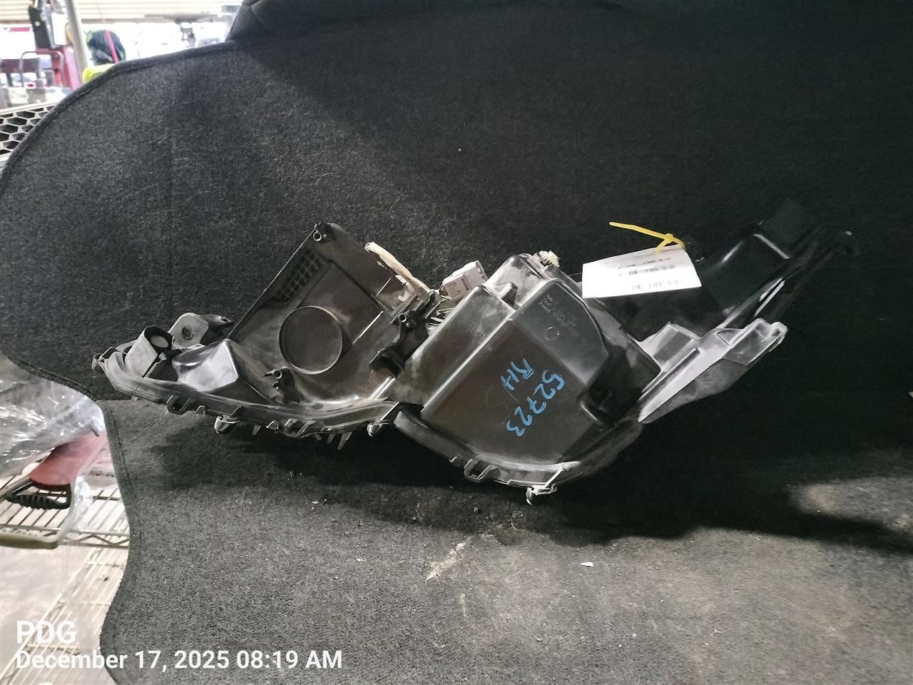 RIGHT HEADLAMP ASSEMBLY OEM 18-24 TOYOTA CAMRY 1YR WRNTY - Image 3