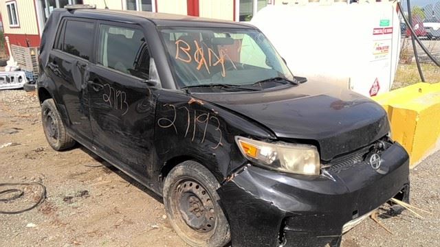 2011 TOYOTA Scion xB
