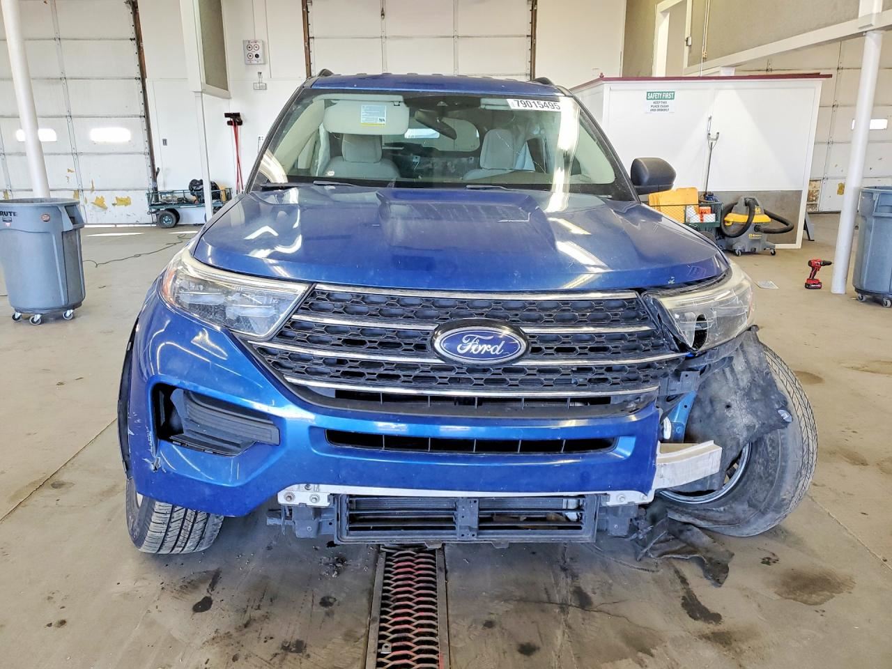 EXPLORER  2024 Headrest 11067783 - Image 5