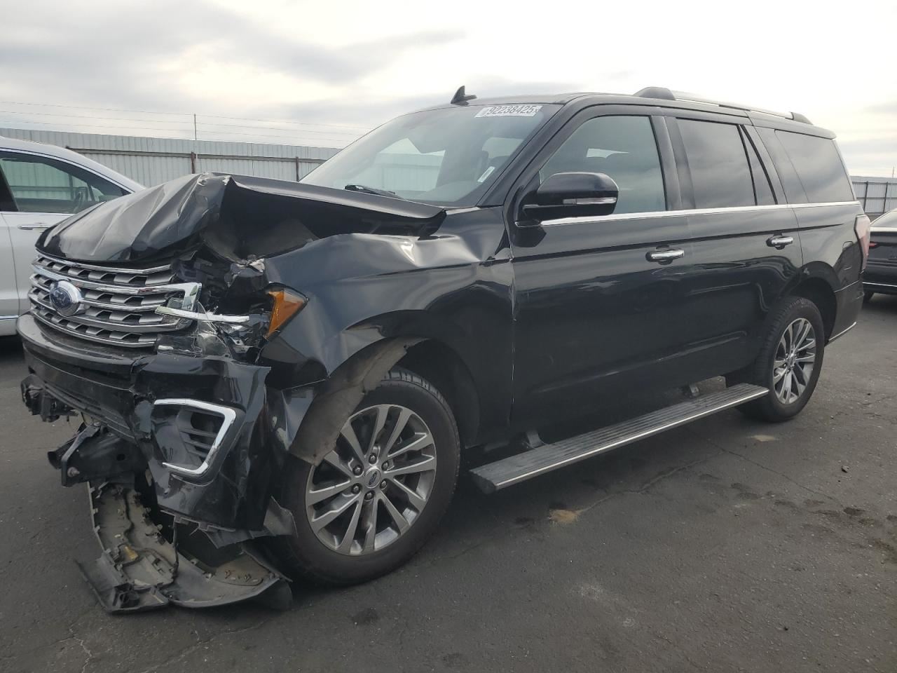 EXPEDITON 2018 Valance Rear 7694185 - Image 2