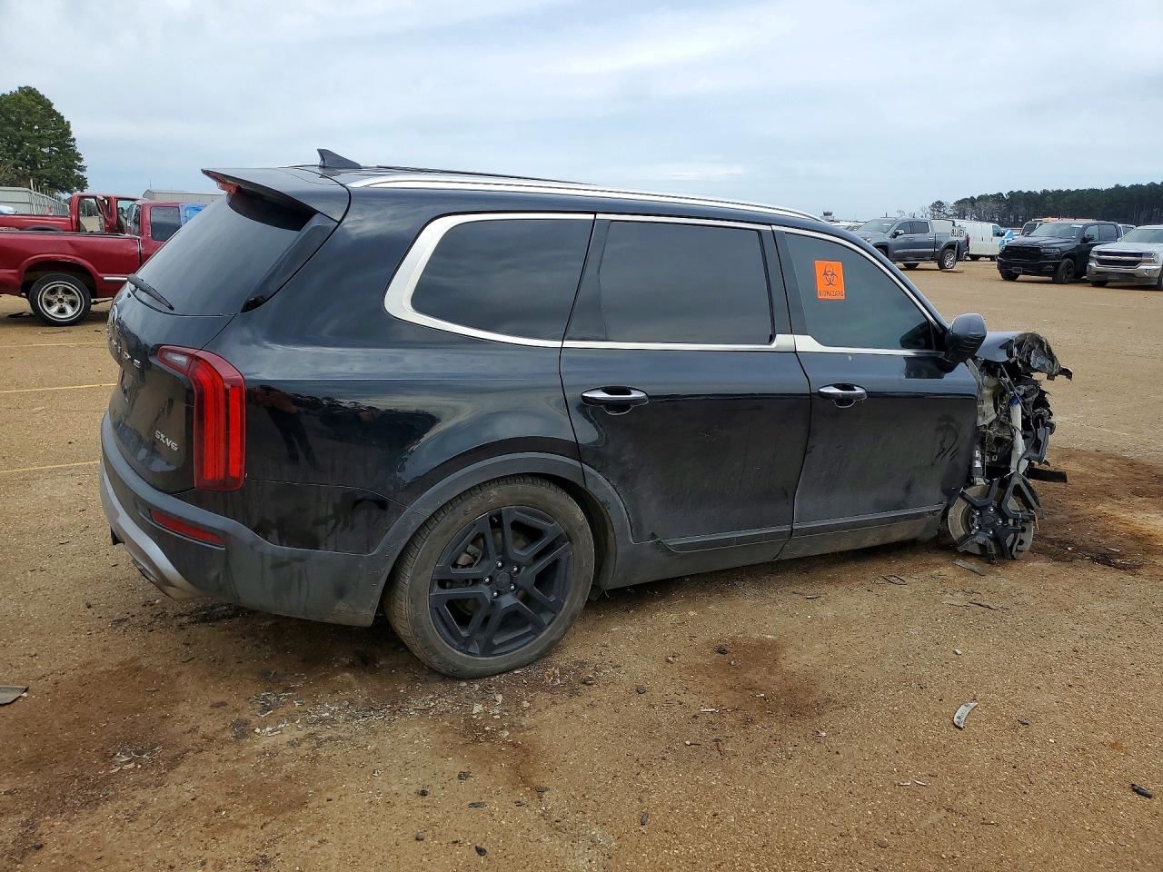 LEFT BLK FRONT HEADREST OEM 2021 KIA TELLURIDE - Image 4