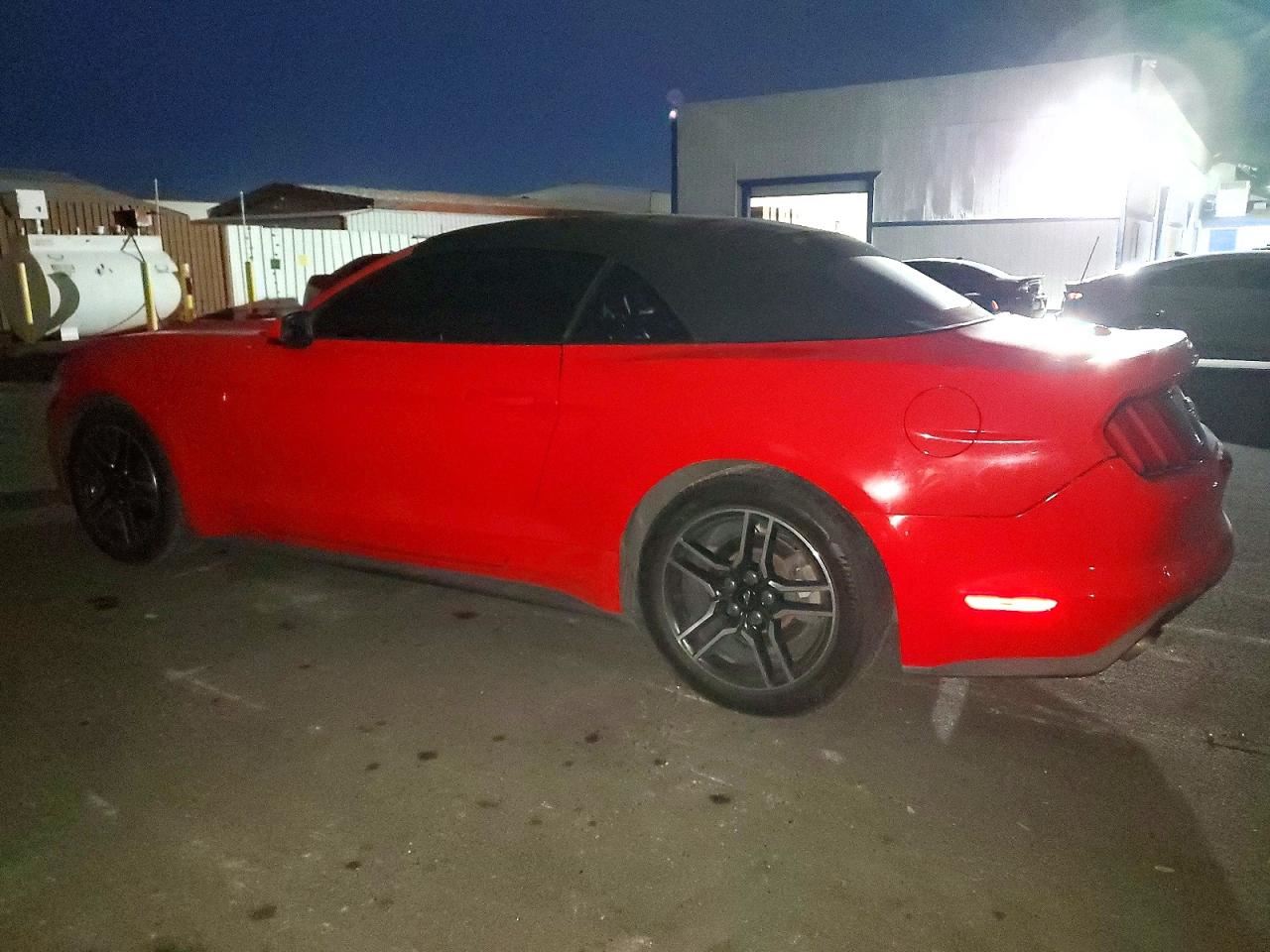 MUSTANG   2022 Headrest 10925496 - Image 2