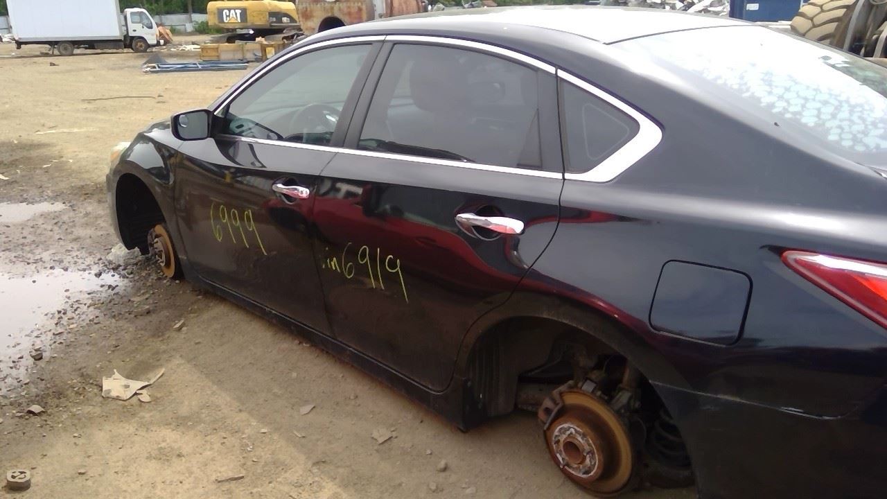 2013 NISSAN Altima