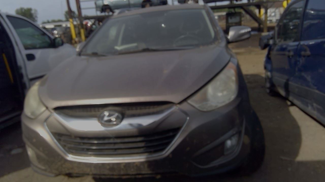 2010 HYUNDAI Tucson