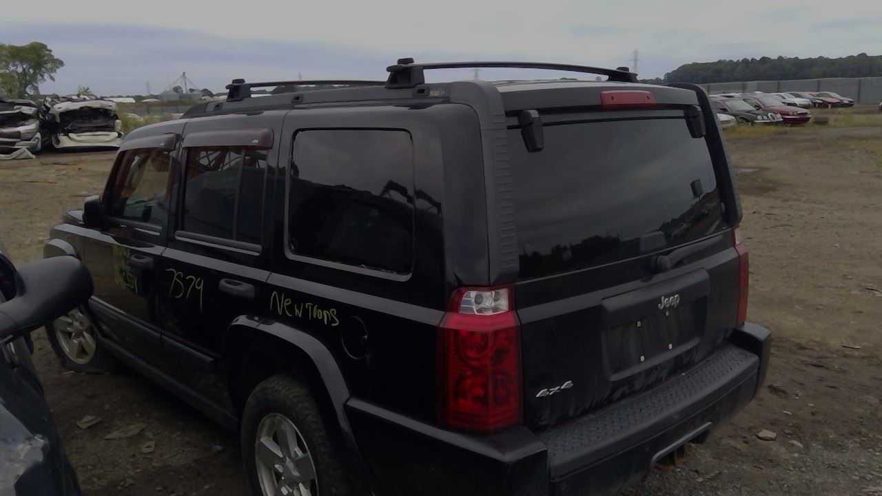 2006 JEEP Commander