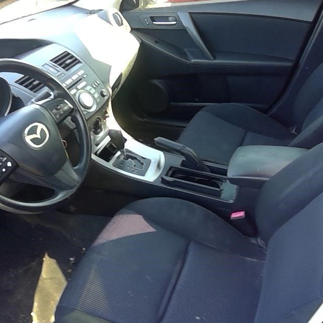 2011 MAZDA Mazda3