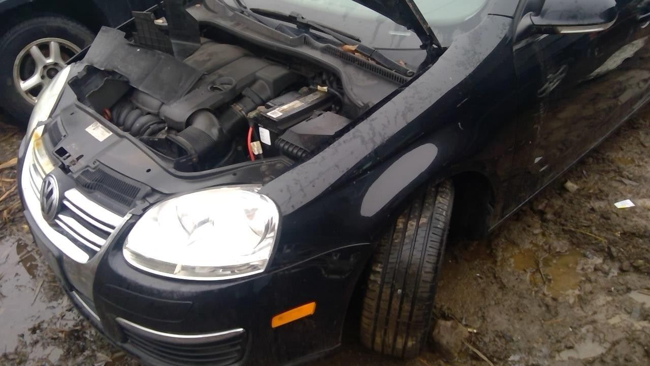 2010 VOLKSWAGEN Jetta