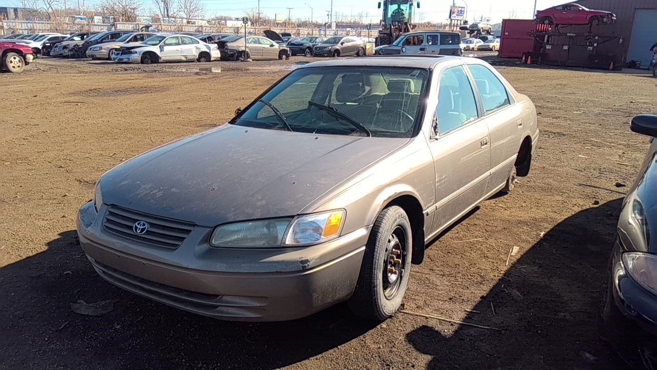 1999 TOYOTA Camry