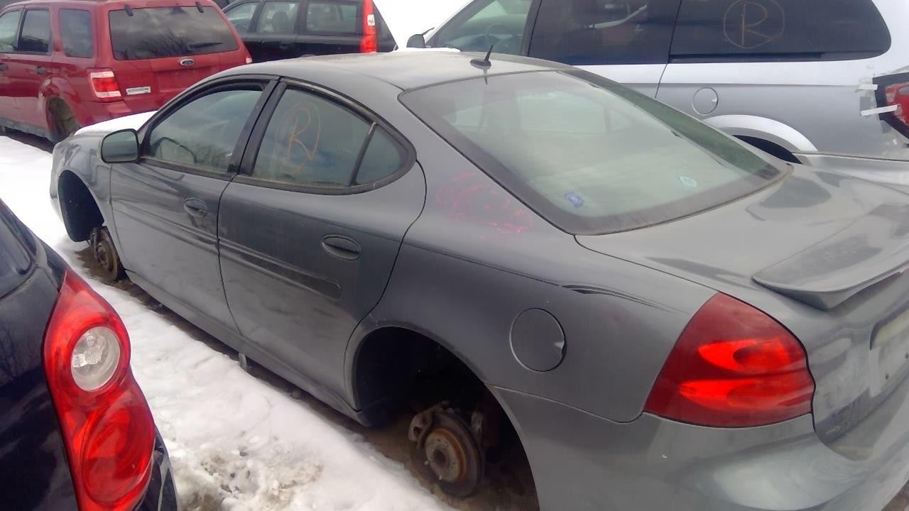 2008 PONTIAC Grand Prix
