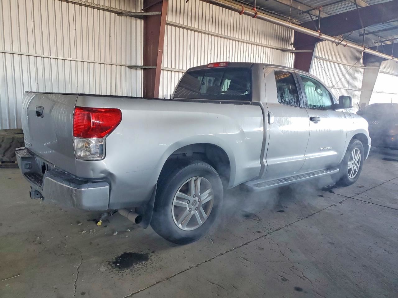 RIGHT GRY REAR HEADREST OEM 2012 TOYOTA TUNDRA 719400C350B0 - Image 4