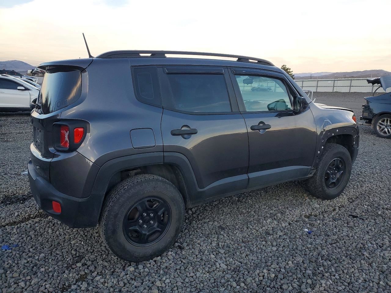 RIGHT FRONT PLASTIC INNER FENDER OEM 2015 JEEP RENEGADE 68254968AA - Image 4