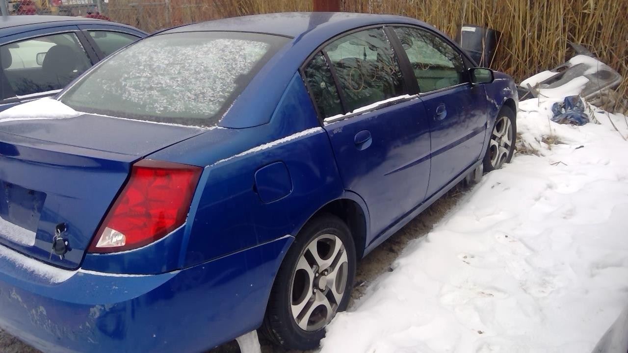 2005 SATURN Ion
