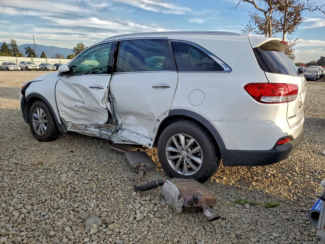 RIGHT FRONT WIPER ARM OEM 2019 KIA SORENTO 98321C5000 - Image 2