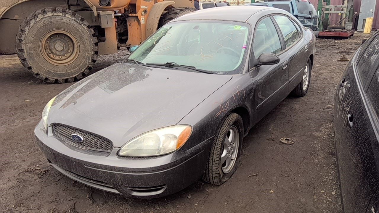 2004 FORD Taurus