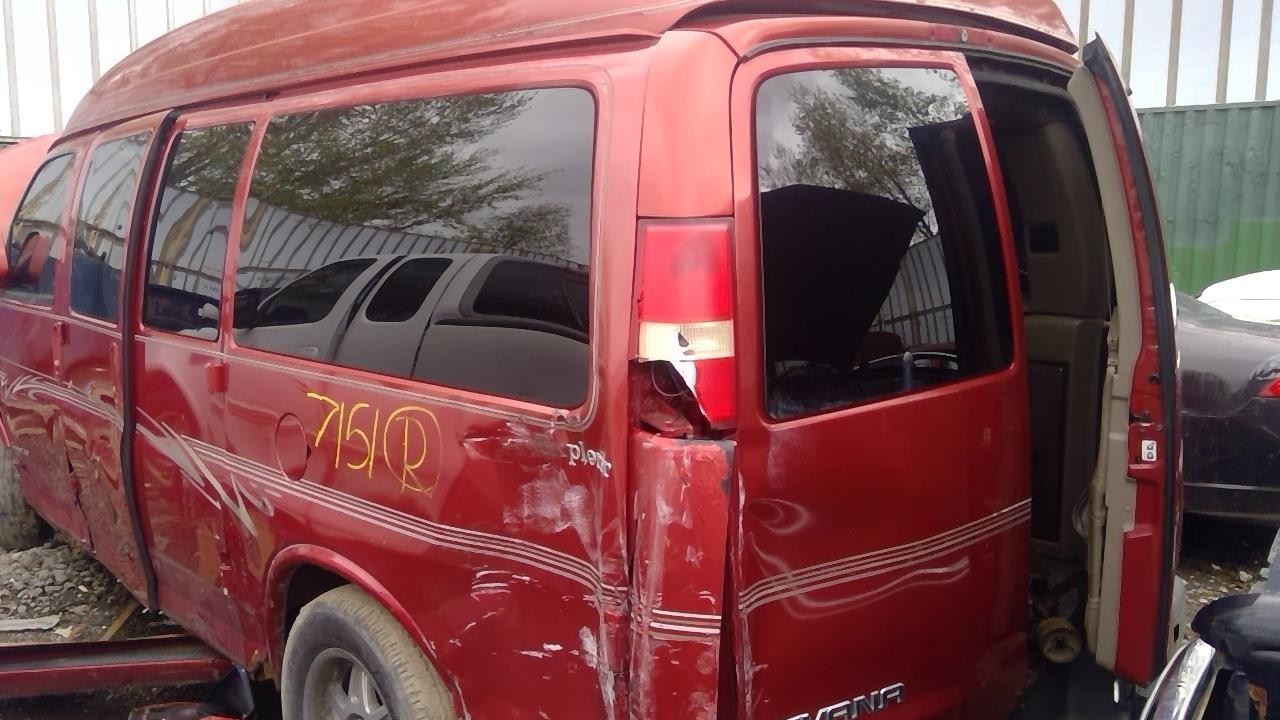 2004 GMC Savana