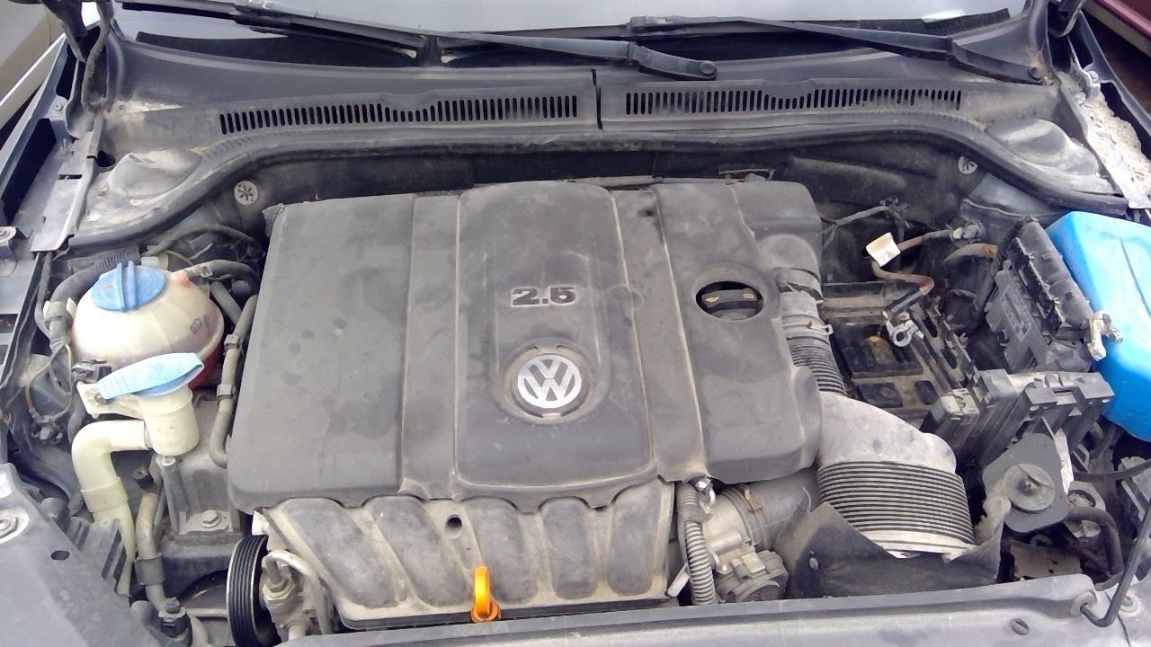 2011 VOLKSWAGEN Jetta