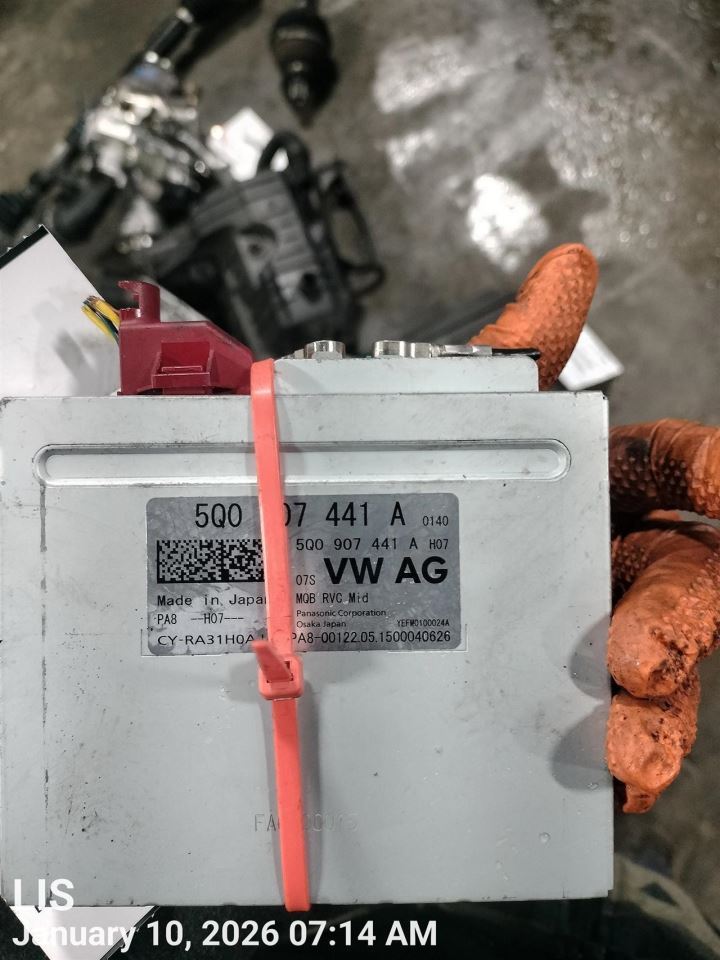 Benzeen Pump Only 1.8L Engine Mounted Fits 16 AUDI A3 8151101 - Image 1