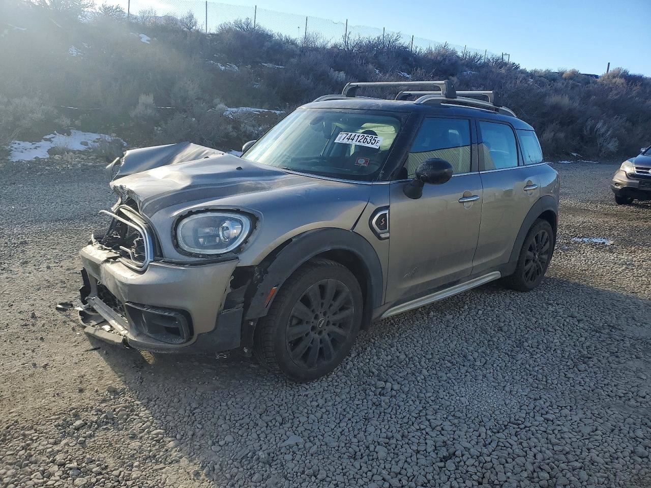 RIGHT BLK REAR HEADREST OEM 2021 MINI COUNTRYMA 52-20-7-439-399 - Image 2