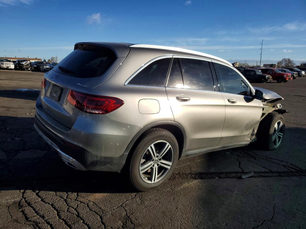 GLC300    2021 Headrest 10925748 - Image 3