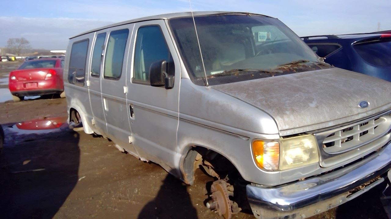 1999 FORD E-150
