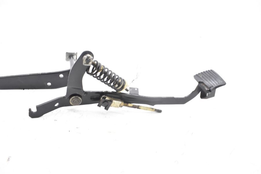 19841984 PORSCHE 944 BRAKE AND CLUTCH PEDAL ASSEMBLY eBay