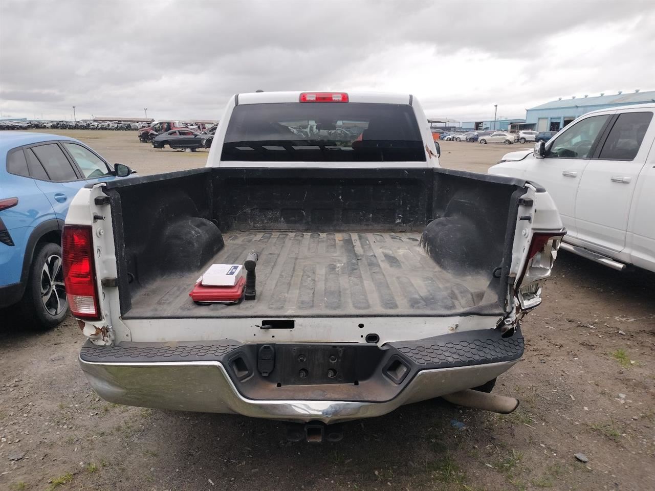 LEFT GRY FRONT HEADREST OEM 2017 DODGE RAM1500 - Image 5