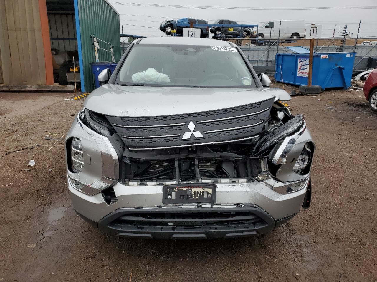 OUTLANDER 2022 Third Seat Station Wagon Van 6314248 - Image 5