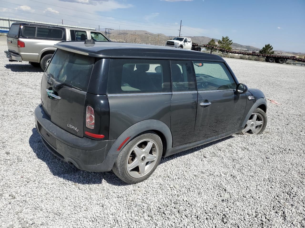 LEFT BLK FRONT HEADREST OEM 2012 MINI CLUBMAN - Image 4