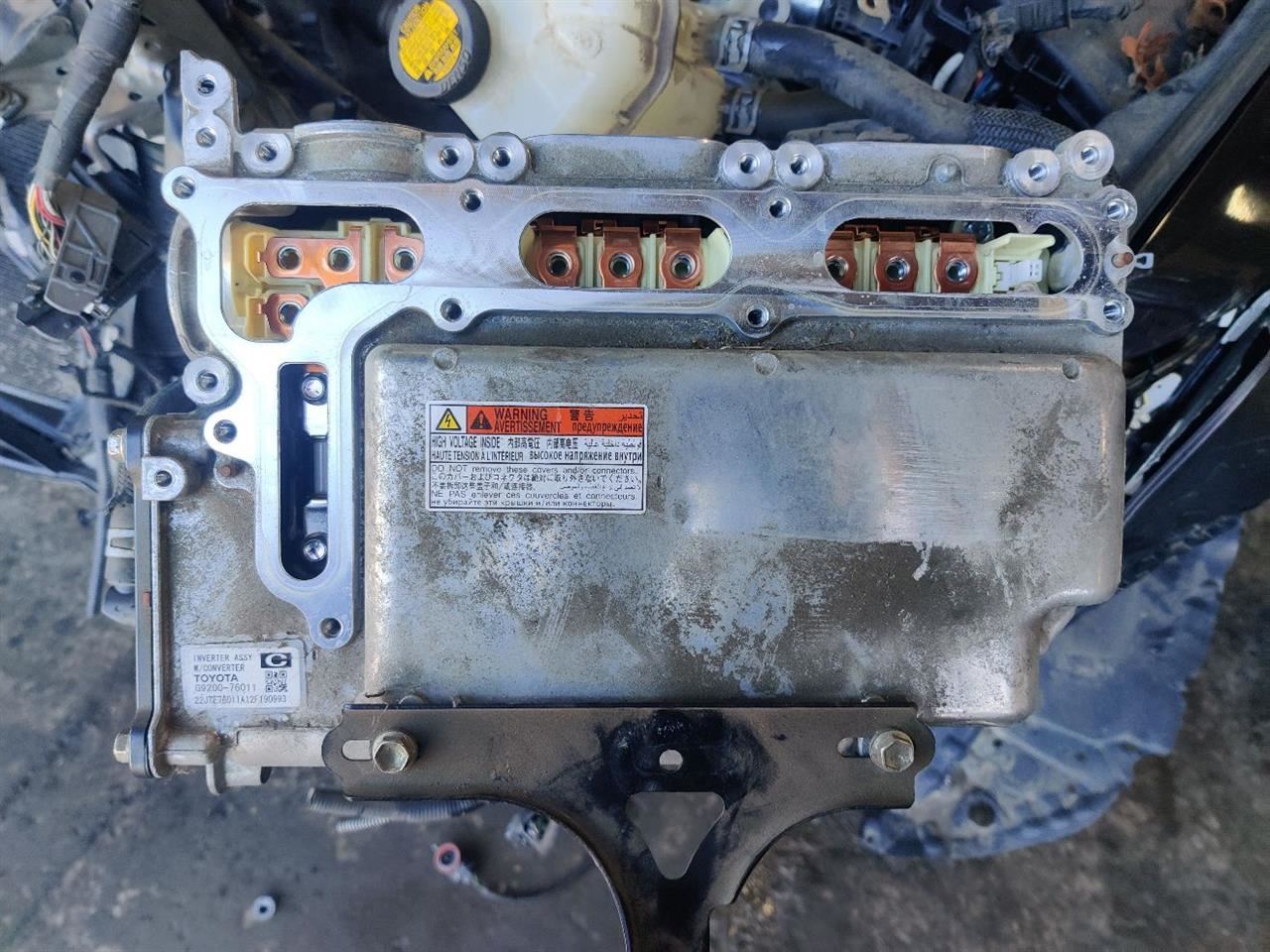 Benzeen CONVERTER/CONTROL MODULE G92A076021 2012 LEXUS CT200H - Image 1