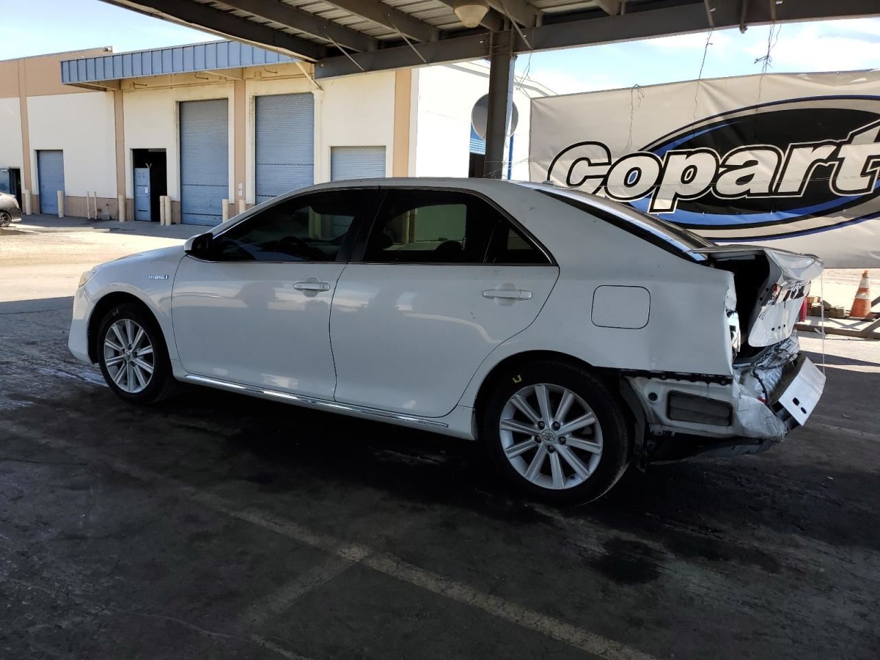 Passenger Right Headlight Chrome Trim Fits 12-14 CAMRY 7956475 - Image 2