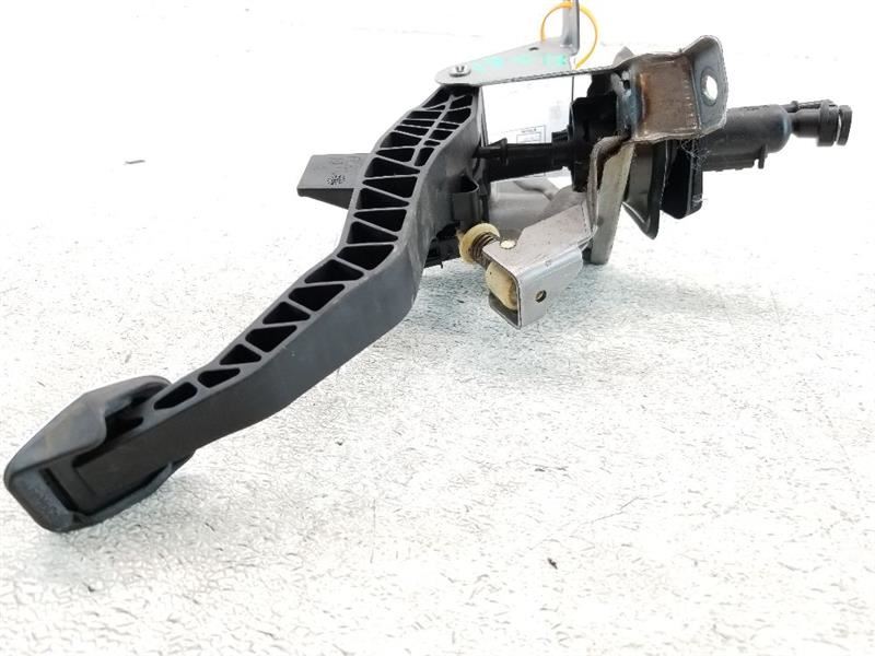 1315 Ford Focus OEM Clutch Pedal Assembly DV6Z7519A eBay
