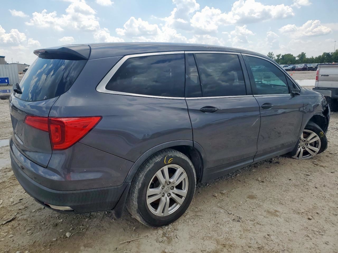 PILOT 2016 Engine Wire Harness 7635057 - Image 4