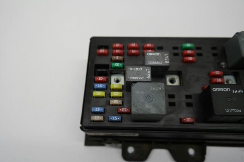 00-05 BUICK LESABRE ENGINE FUSE BOX RELAY OEM | eBay