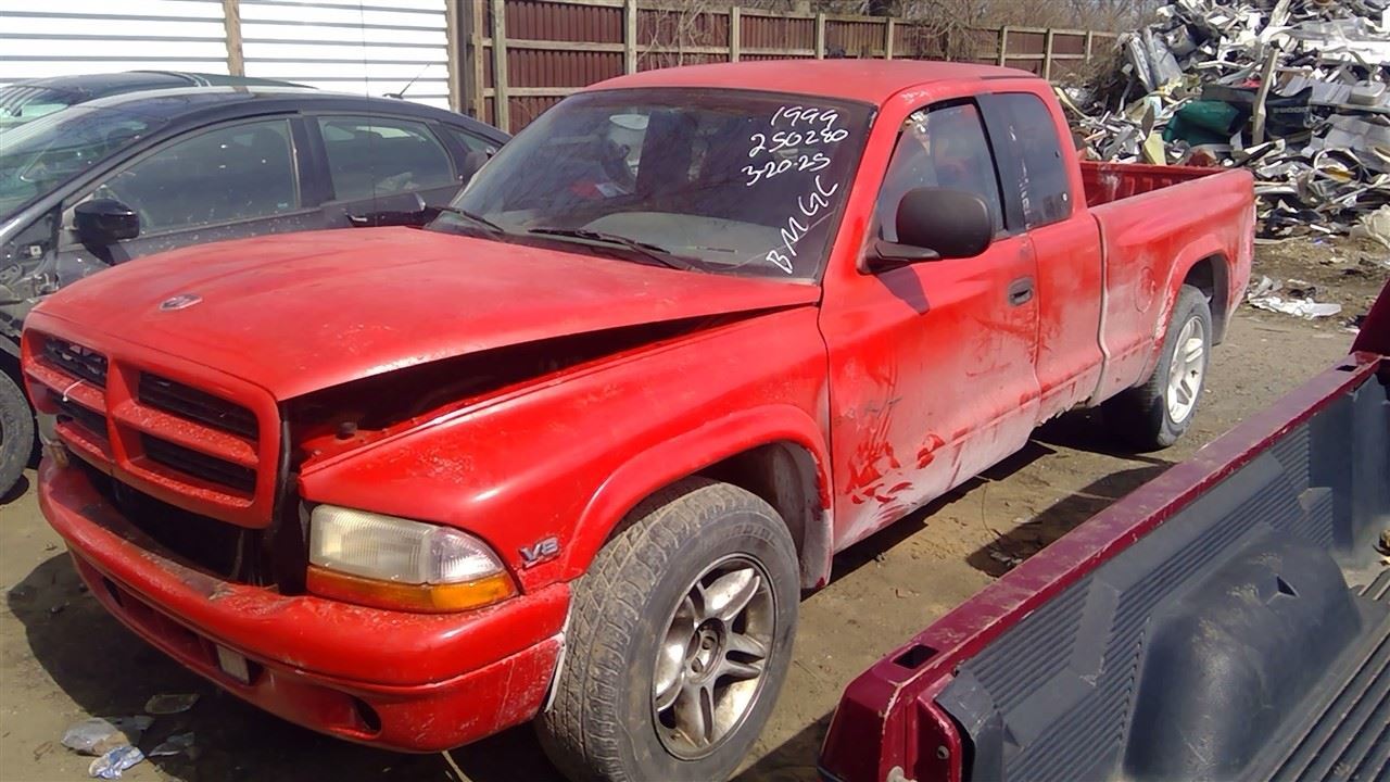 1999 DODGE Dakota