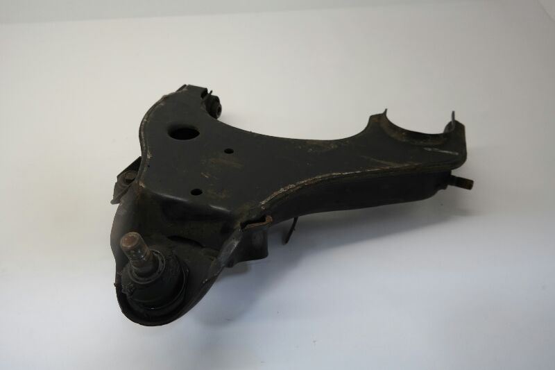 2002-2004 NISSAN XTERRA RIGHT FRONT LOWER CONTROL ARM | eBay