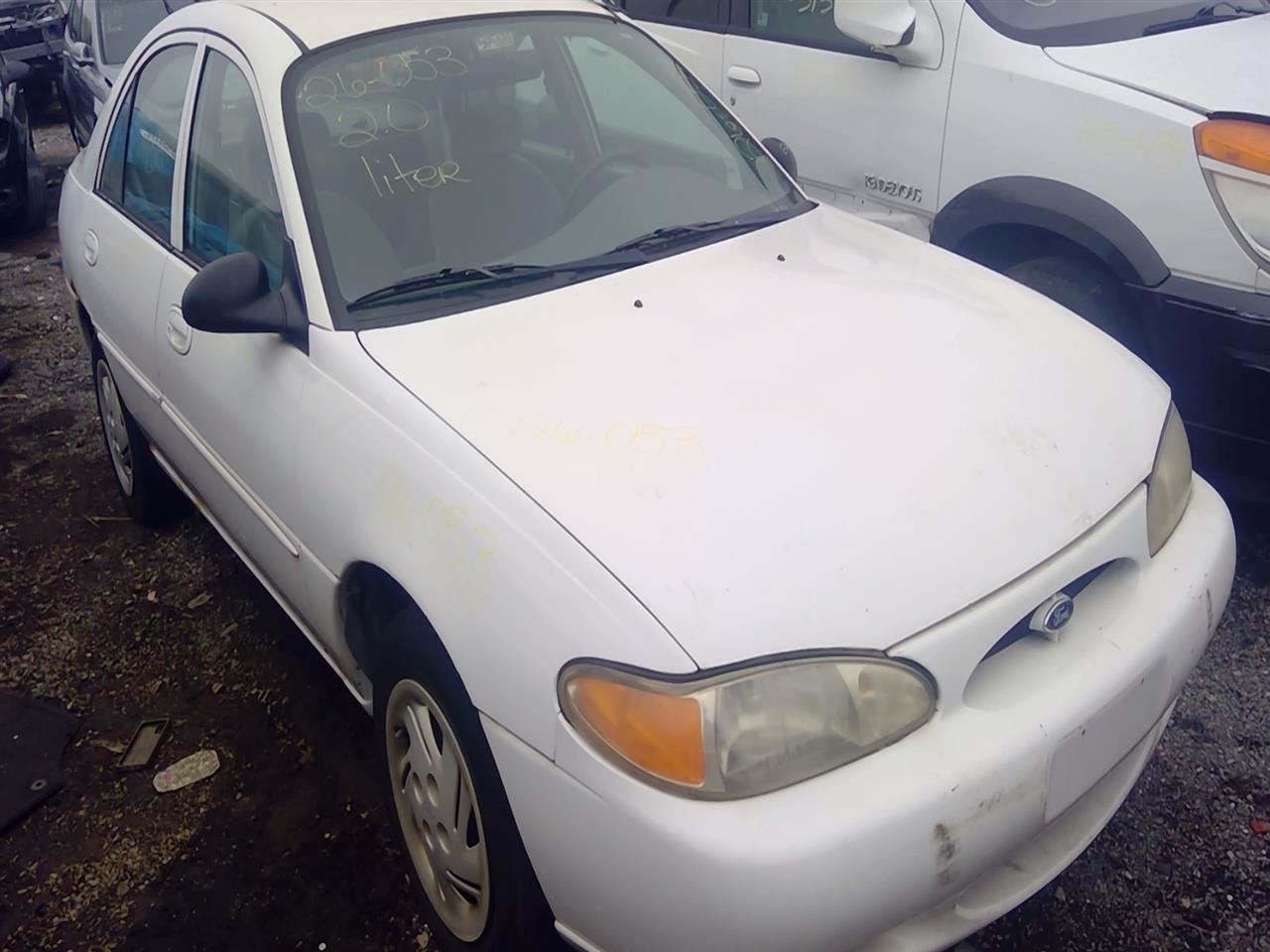 2000 FORD Escort