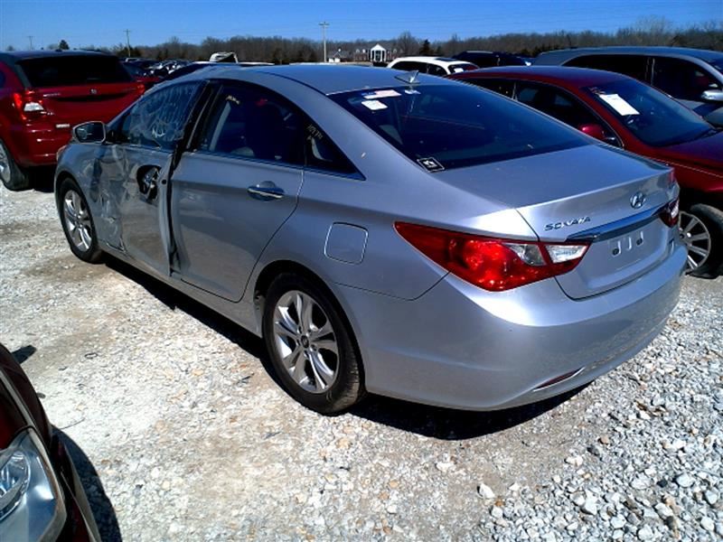 2013 13 Hyundai Sonata Passenger Right Rear Seat Belt Retractor Drk