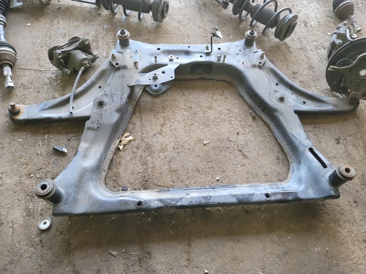 Crossmember/K-Frame Front Suspension FWD Fits 11-17 JUKE 2306227