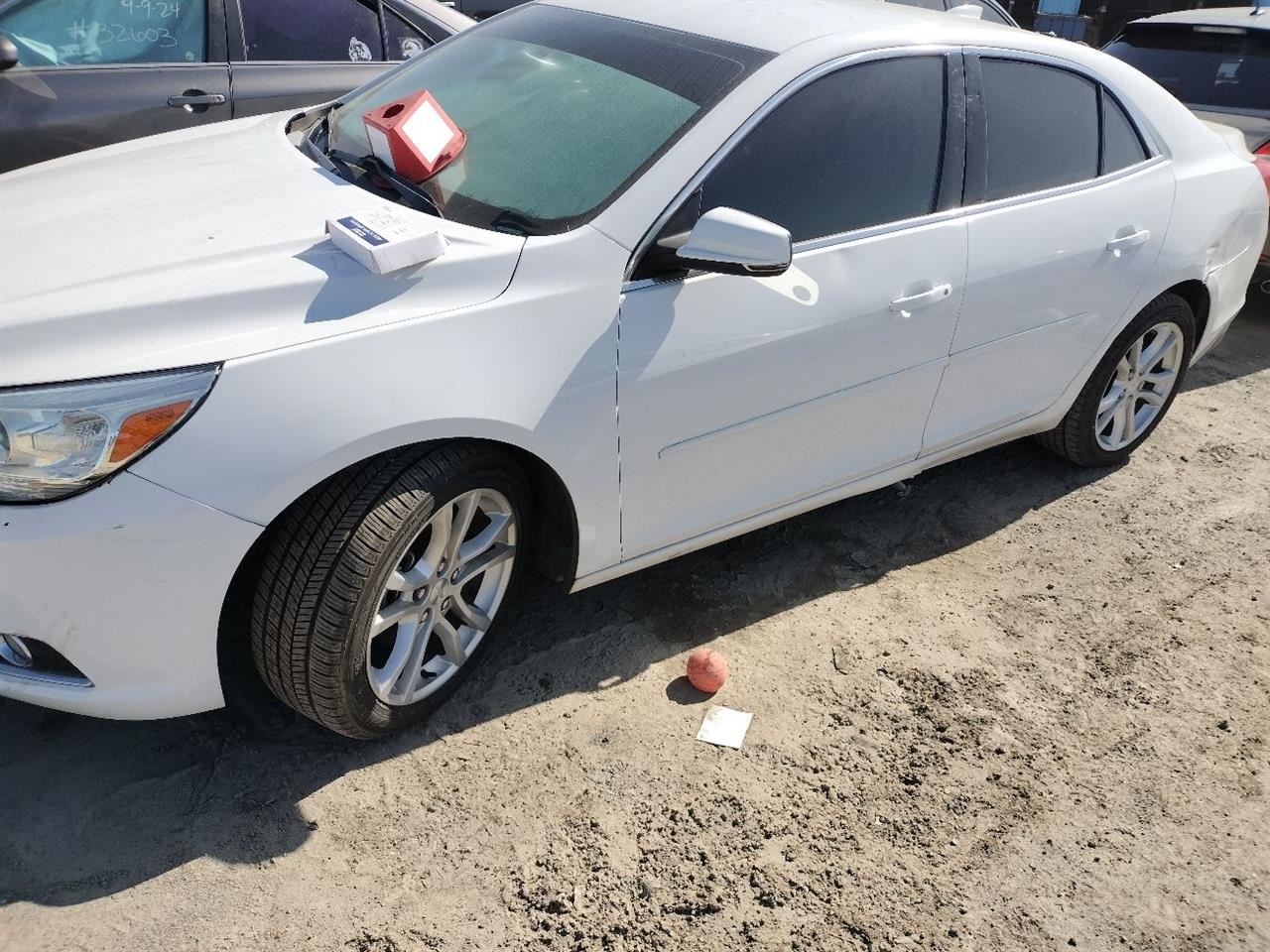 Benzeen DECKLID TAILGATE OEM 13-15 CHEVROLET MALIBU 22944884 - Image 1