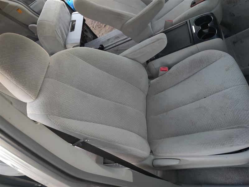 Benzeen   Toyota Sienna Black Passenger Front Seat Belt Assembly 732100-8040B1 OEM.    - Image 1