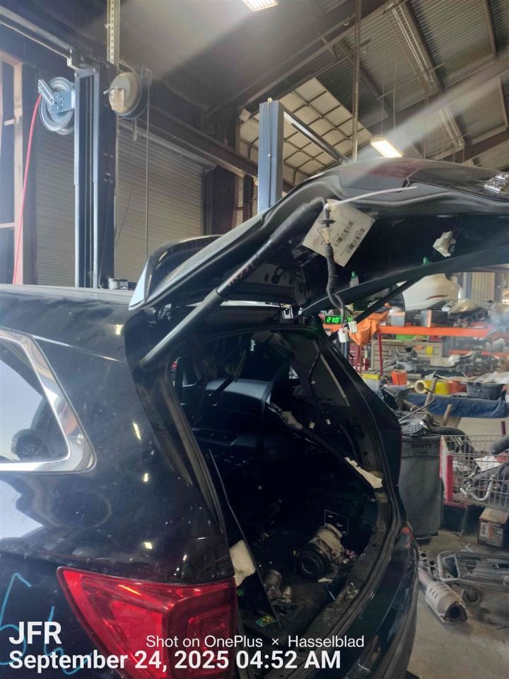 Benzeen HATCHBACK STRUT OEM 1999 HONDA MISC RV - Image 1