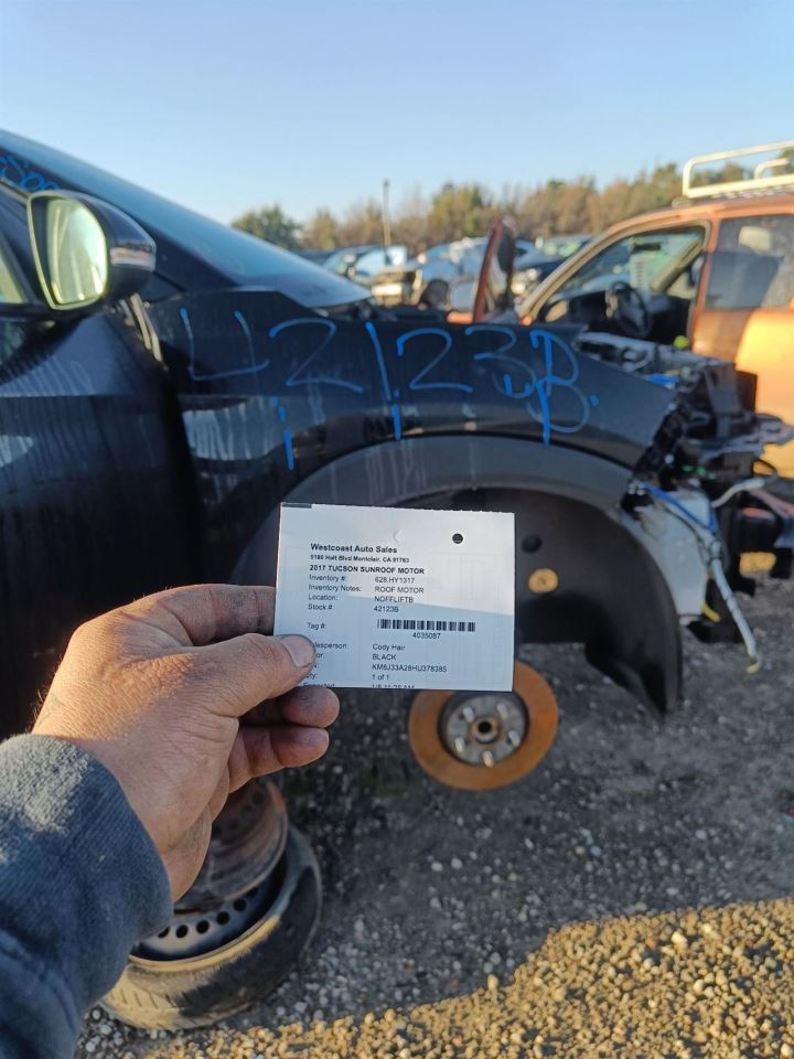 FRONT SUNROOF/MOONROOF MOTOR OEM 2017 HYUNDAI TUCSON 1YR WRNTY - Image 4