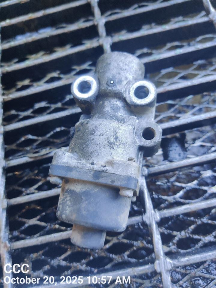 Benzeen OEM 2015 MITSUBISHI OUTLAN SP 1YR WRNTY - Image 1