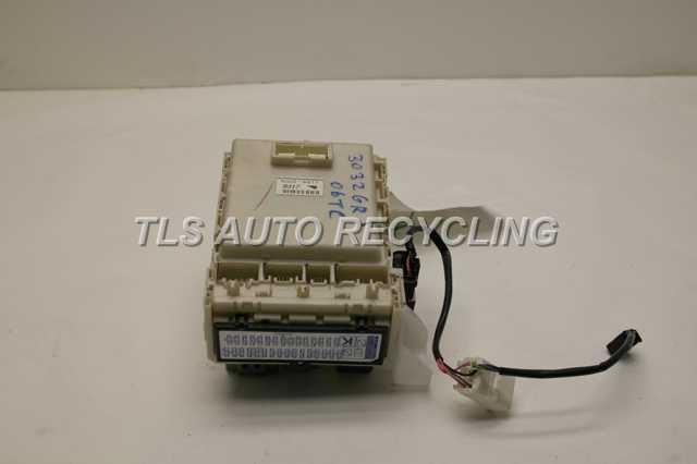 06 Scion Tc Dash Fuse Box 82730 21060 Ebay