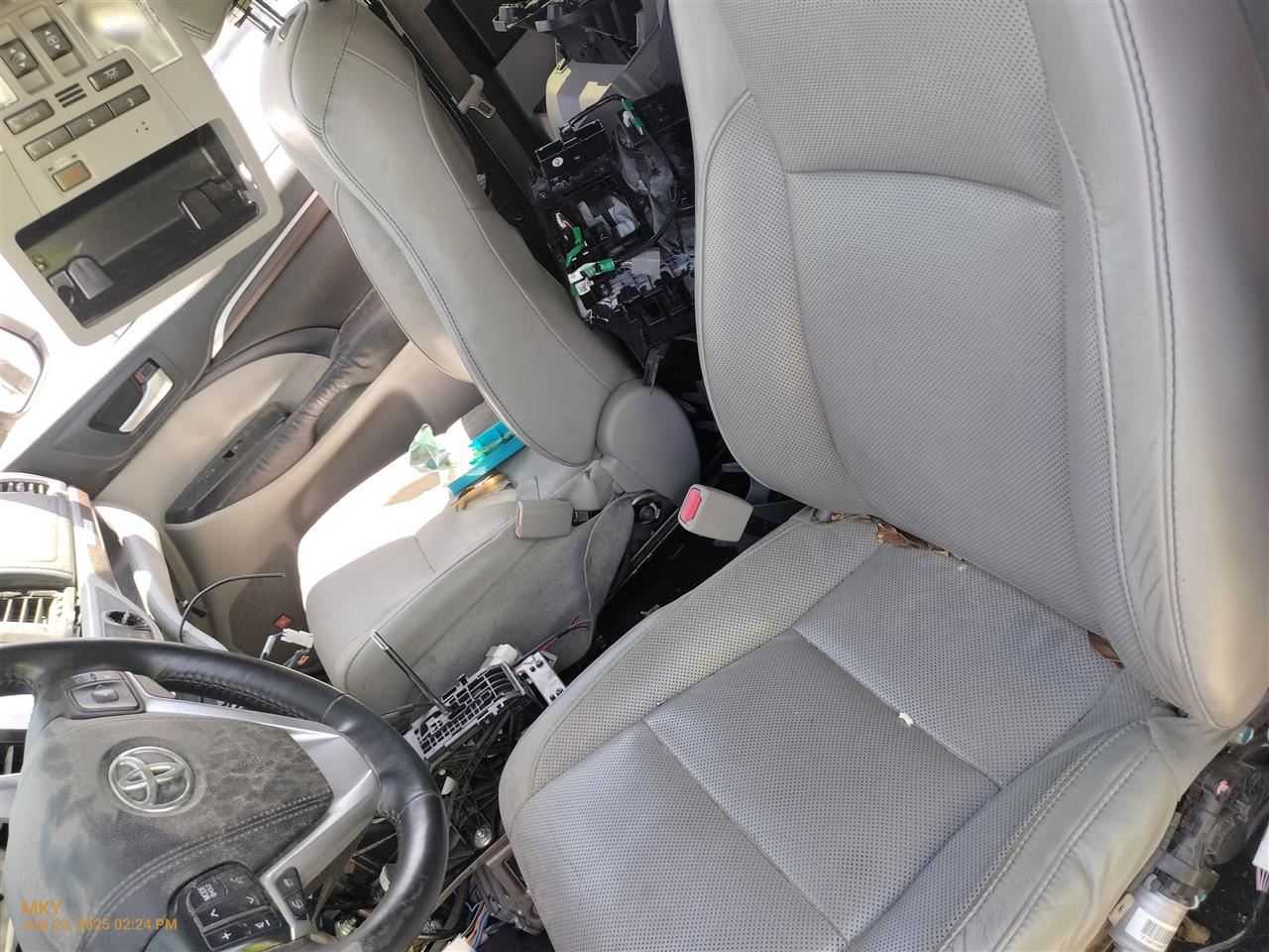 RIGHT HATCHBACK STRUT OEM 2016 TOYOTA HIGHLANDR - Image 4