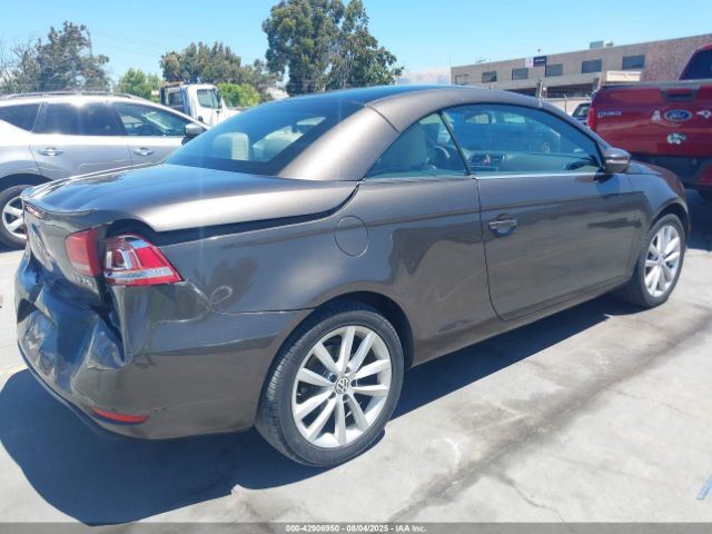 EOS 2010 Front Door Trim Panel 8007247 - Image 4