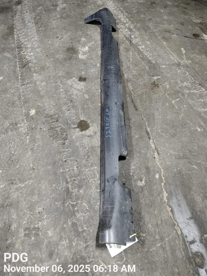 LEFT GRY ROCKER PANEL MOULDING OEM 2017 CHRYSLER PACIFICA 5RP21TZZAD - Image 1