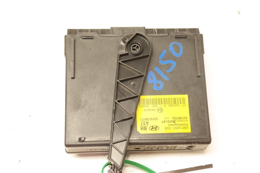 13-14 HYUNDAI GENESIS Chassis Cont Mod 95410-3M171  OEM - Image 4