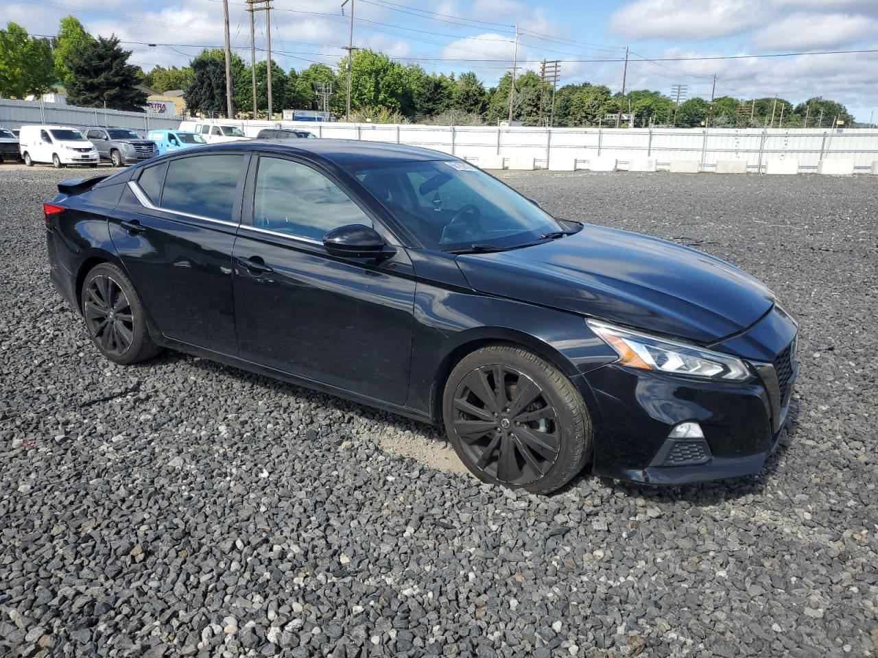 ALTIMA 2021 Front Door Trim Panel 8006874 - Image 4